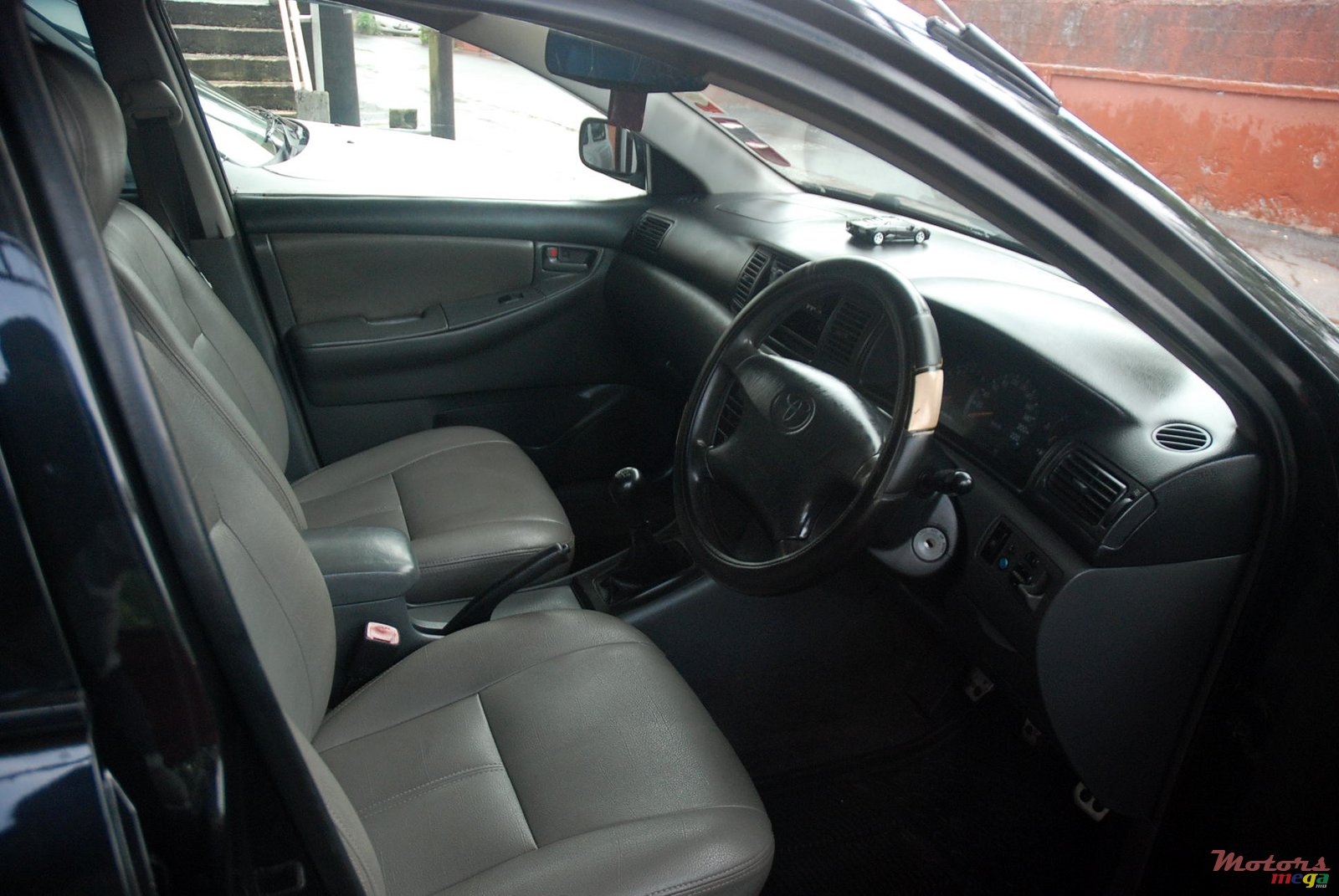 2003' Toyota NZE photo #3