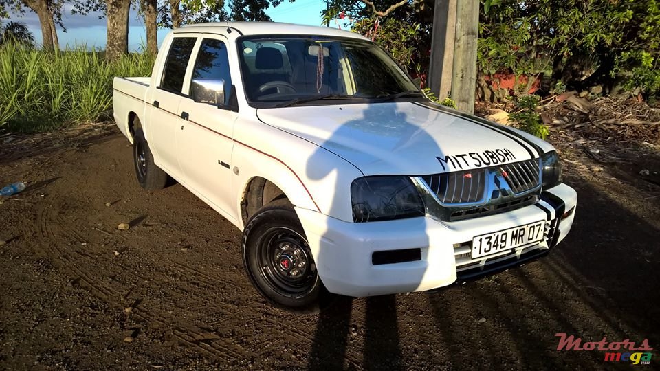 2007' Mitsubishi L 200 photo #3