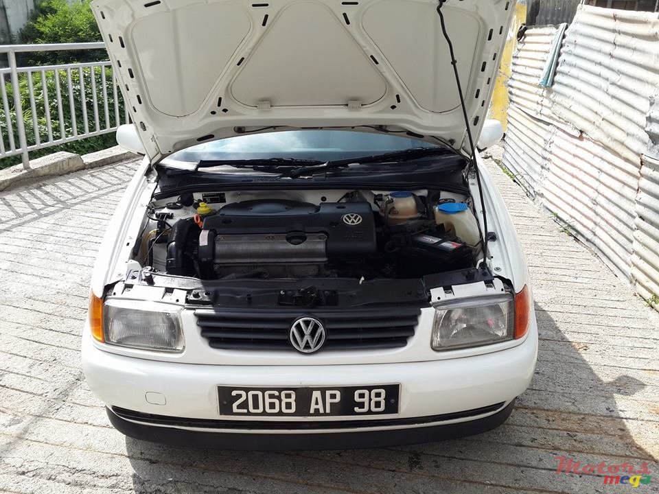 1998' Volkswagen Polo 6n1 photo #2