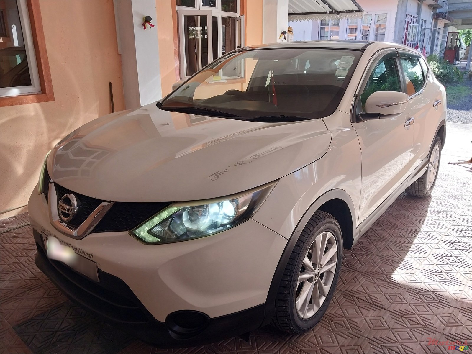 2014' Nissan Qashqai photo #2