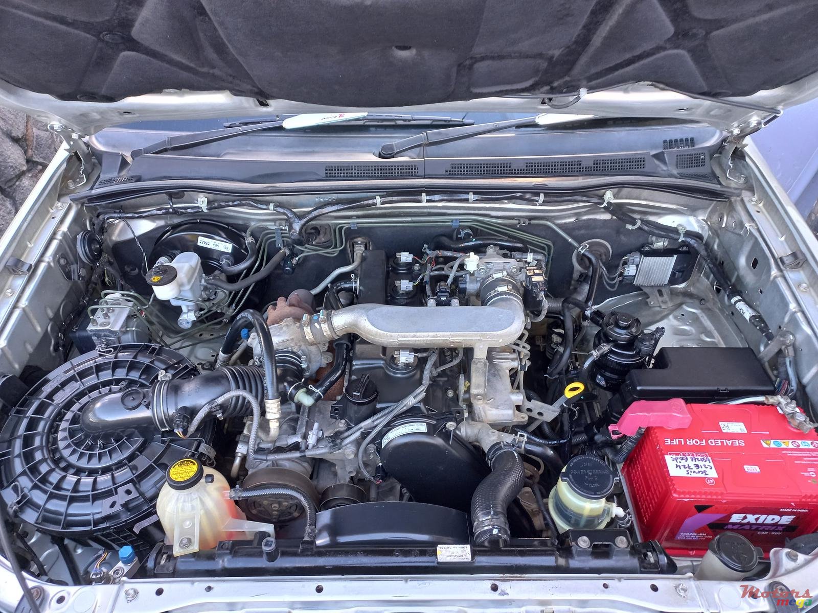 2012' Toyota Hilux 4×4 TURBO photo #5