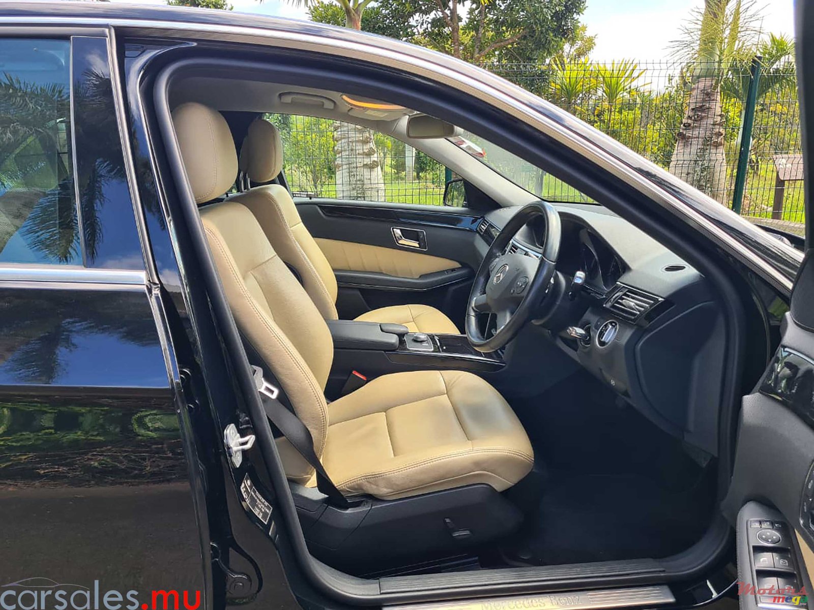 2011' Mercedes-Benz E 250 1.8 CGI Avantgarde photo #5