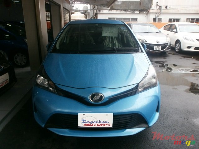 2014' Toyota Vitz photo #1