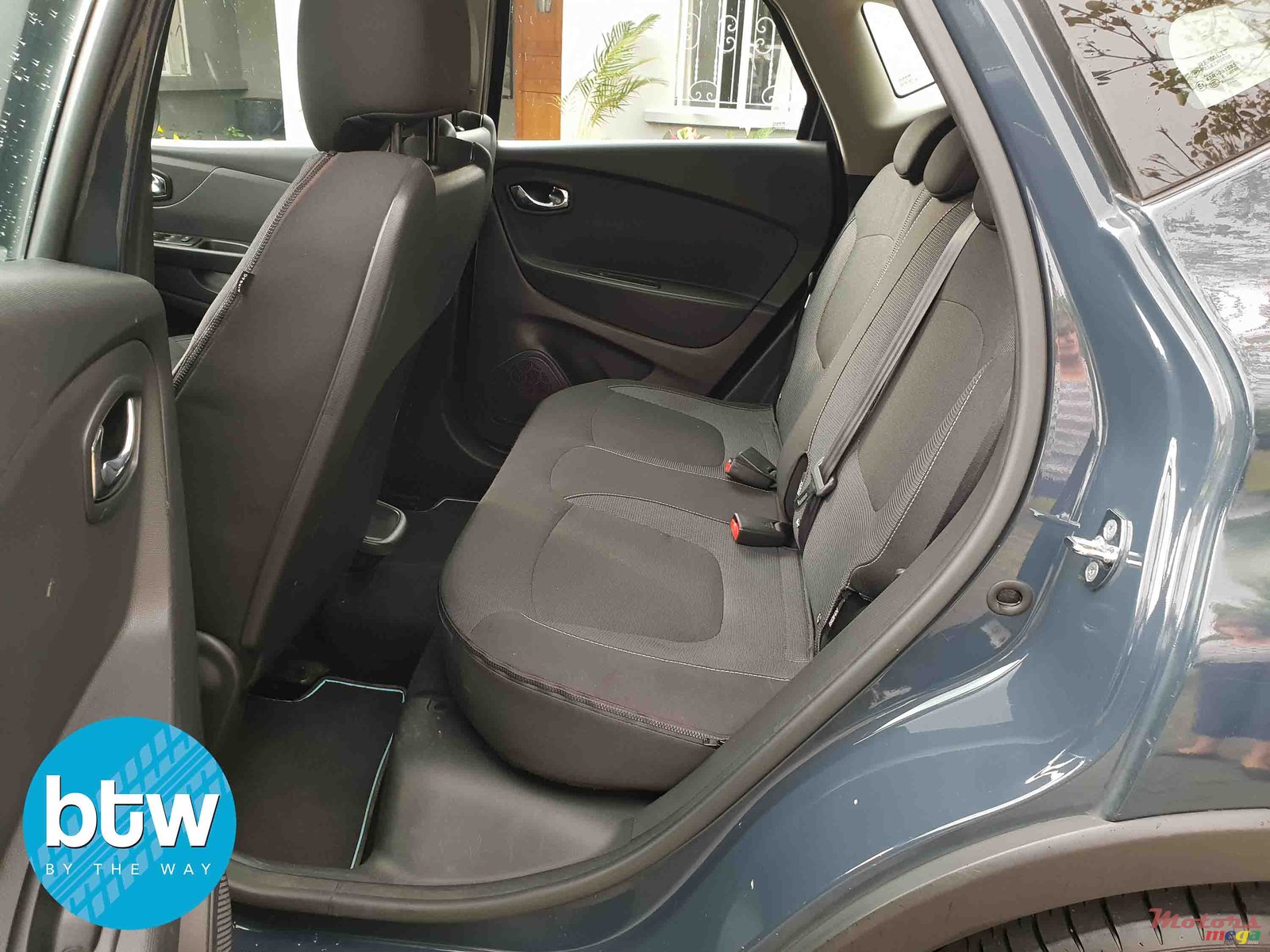 2014' Renault Captur photo #7