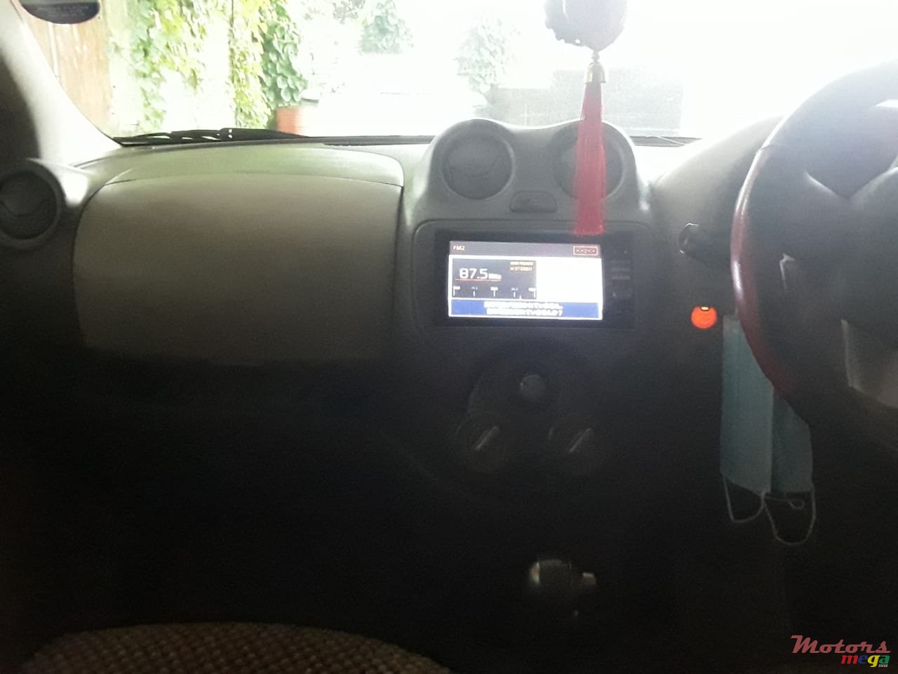 2012' Nissan March photo #5