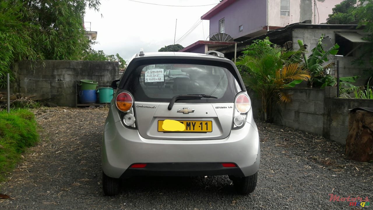 2011' Chevrolet Spark photo #3