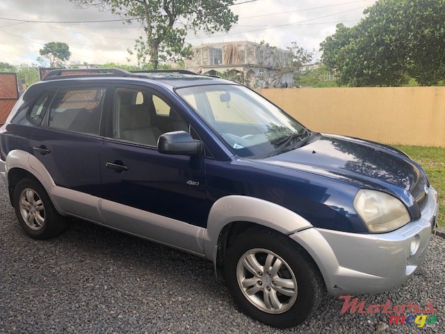 2006' Hyundai Tucson photo #1