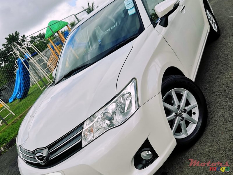 2014' Toyota Axio Limited G Edition photo #1