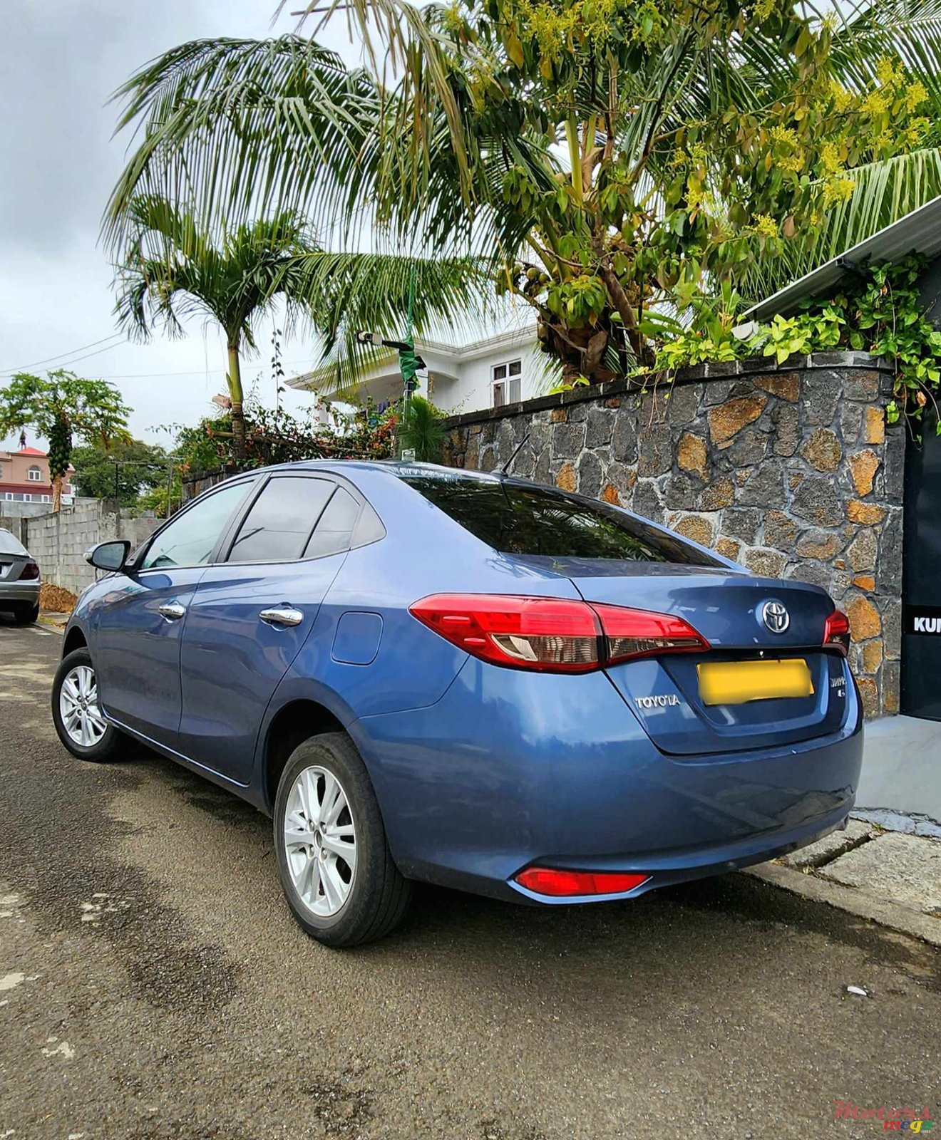 2018' Toyota Yaris photo #6