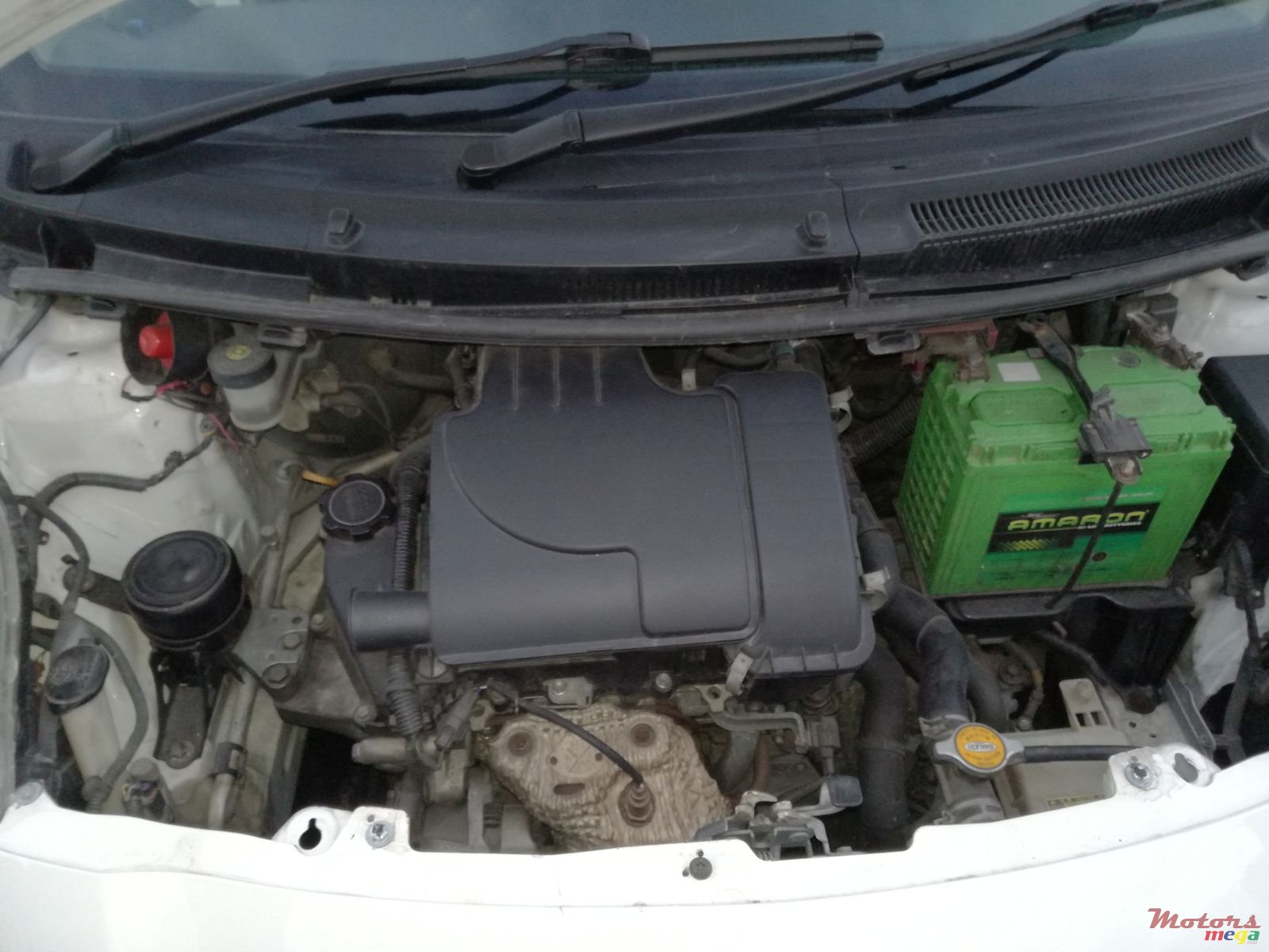 2006' Toyota Vitz photo #6