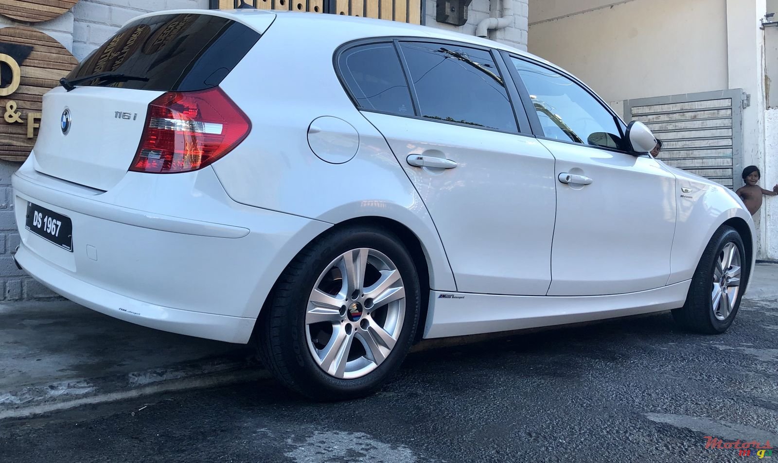 2008' BMW 1 Series E87 photo #1