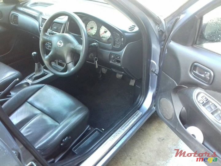 2005' Nissan Sunny N 17 photo #3