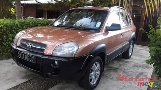2007' Hyundai Tucson photo #3