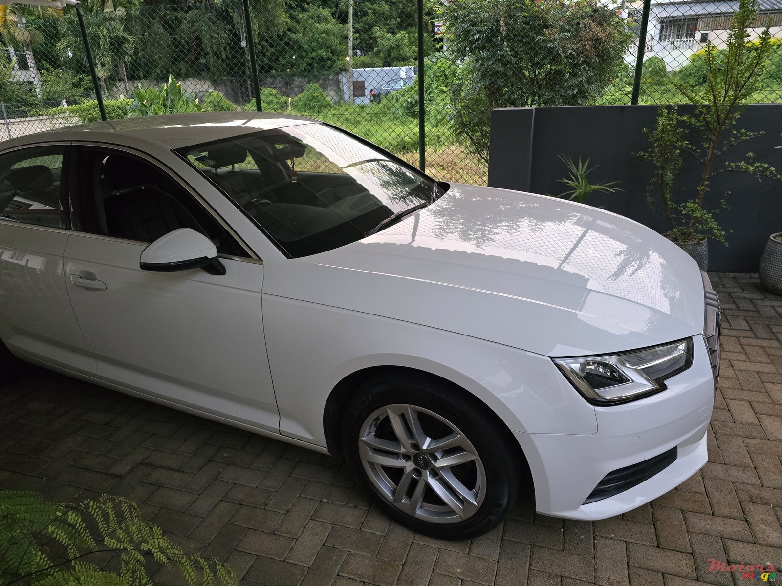 2018' Audi A4 photo #1