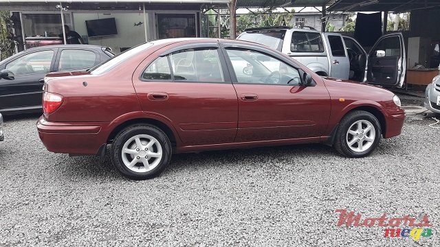 2003' Nissan N16 photo #3