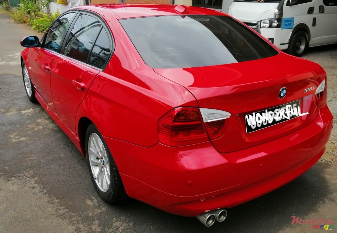 2005' BMW 320 photo #3