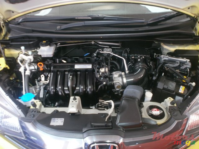 2013' Honda Fit Aria photo #7