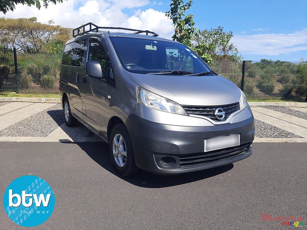 2016' Nissan NV200 photo #1