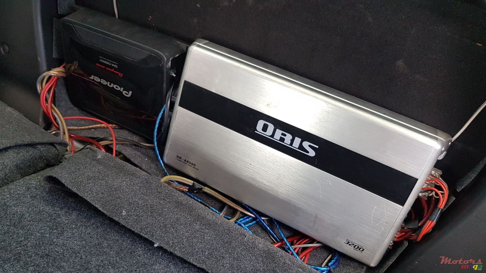 2004' Mitsubishi photo #7