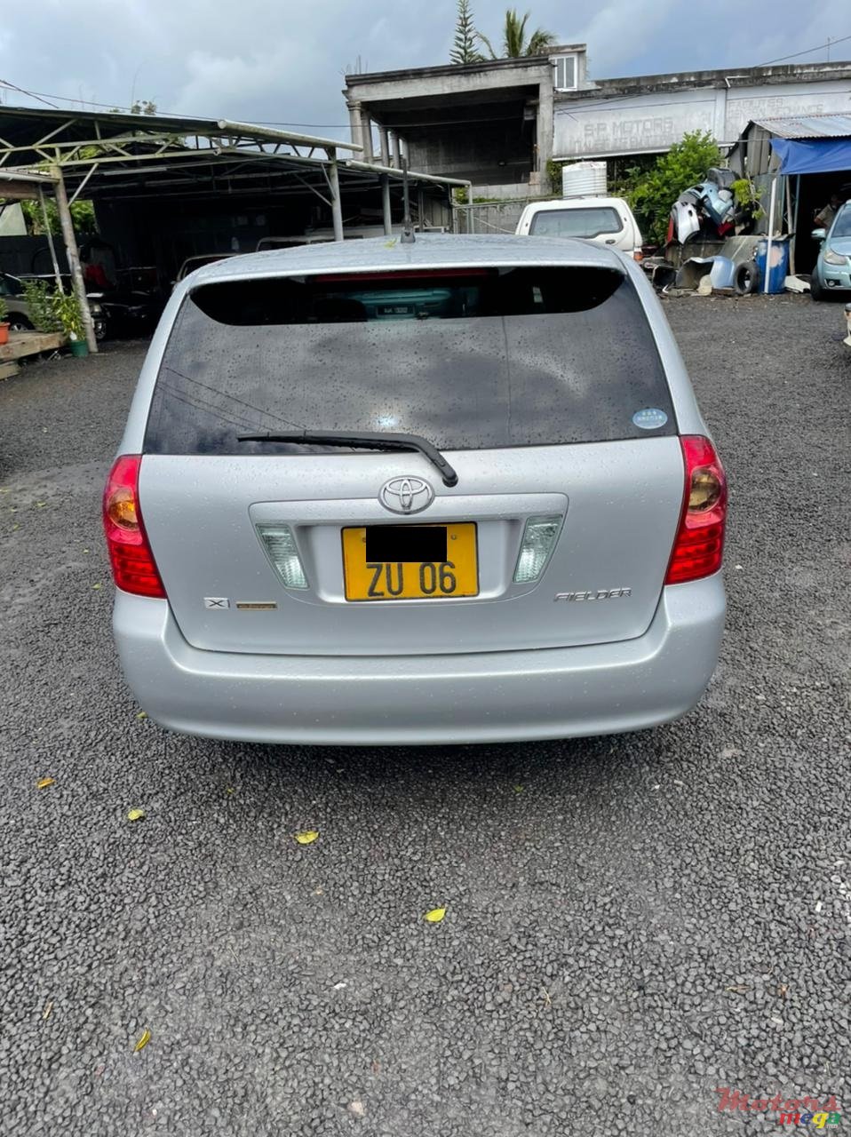 2006' Toyota Fielder photo #7