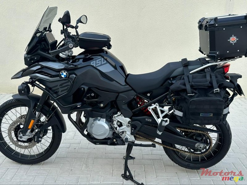 2023' BMW GS F850 Triple Black photo #2