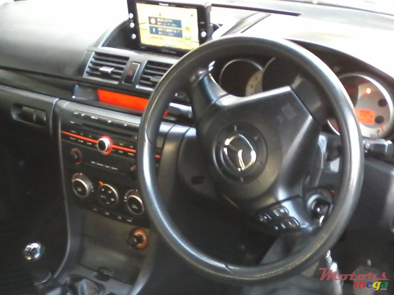 2008' Mazda Axela photo #3