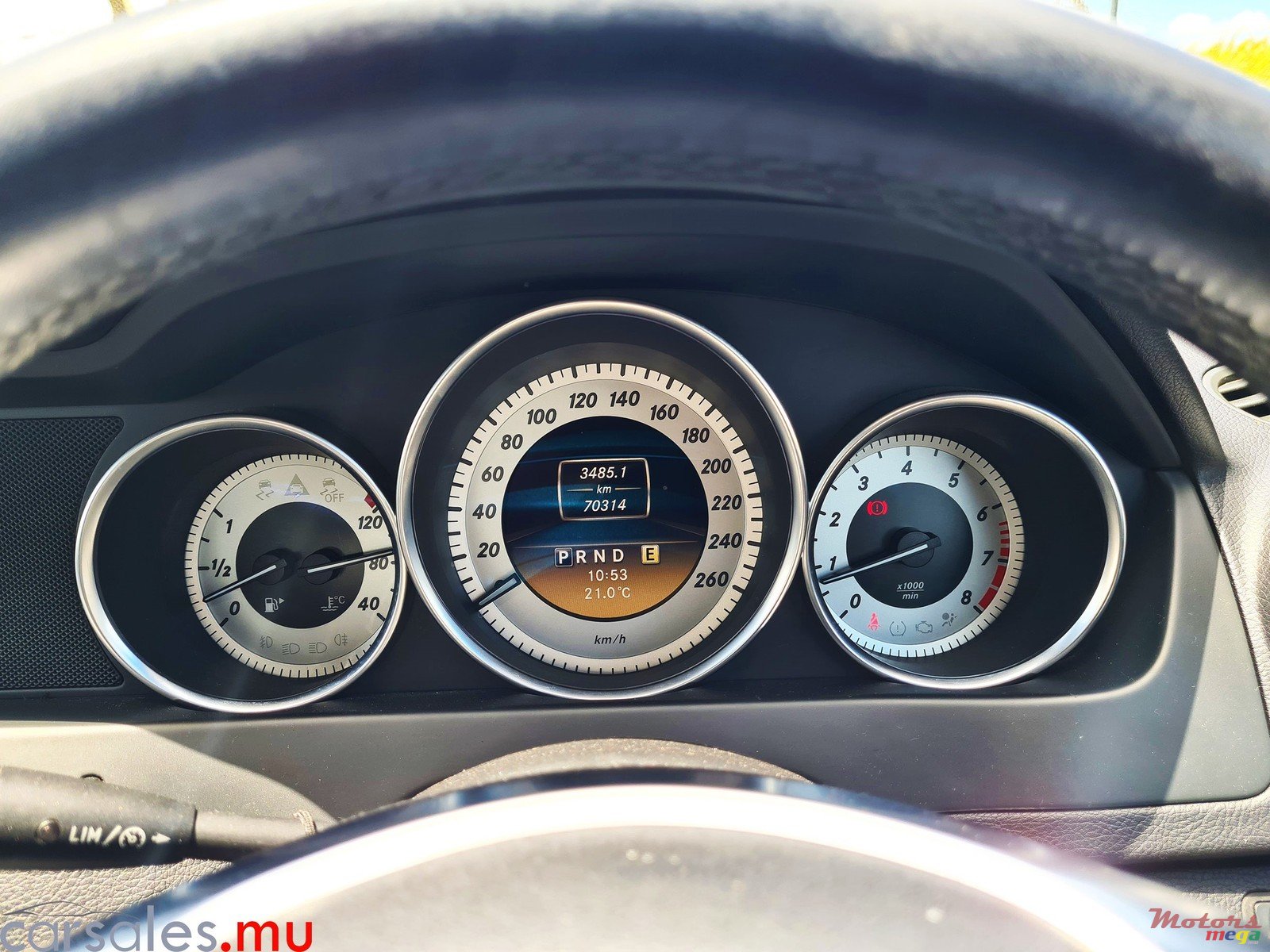 2011' Mercedes-Benz C-Class C180 Kompressor AMG photo #6