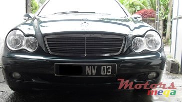 2003' Mercedes-Benz C-Class 180K photo #1