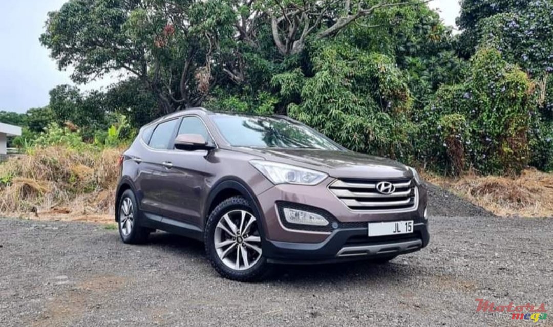 2015' Hyundai Santa Fe 1 owner. Turbo diesel 7 seater photo #1