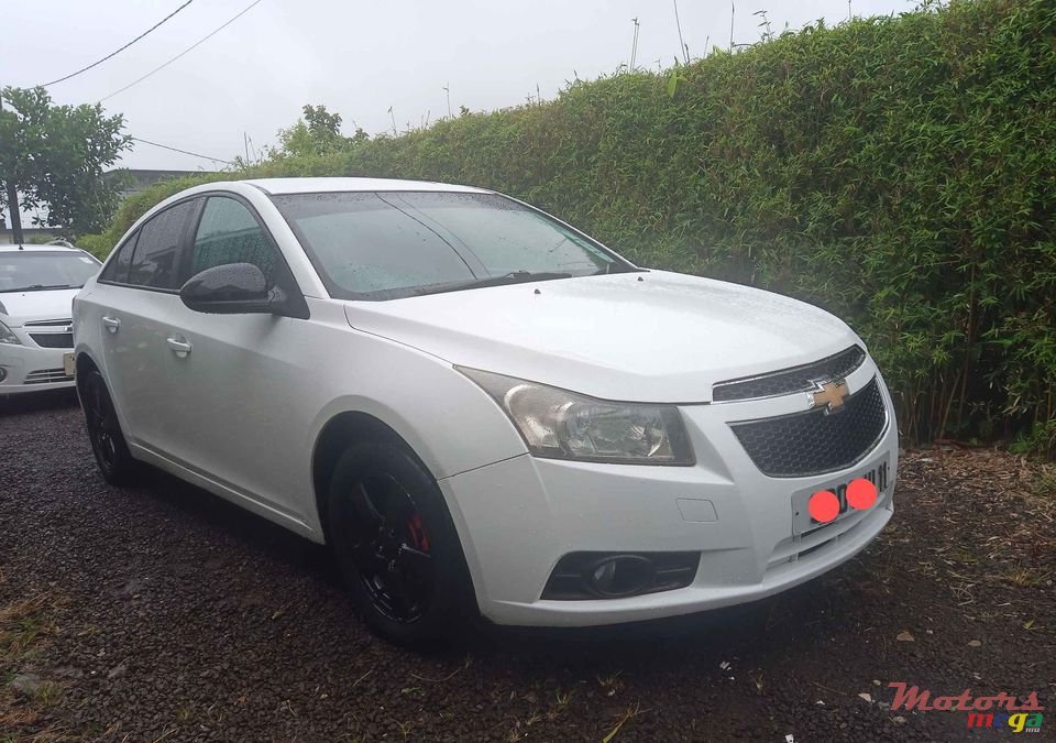 2011' Chevrolet Cruze 1.6l MANUAL photo #1