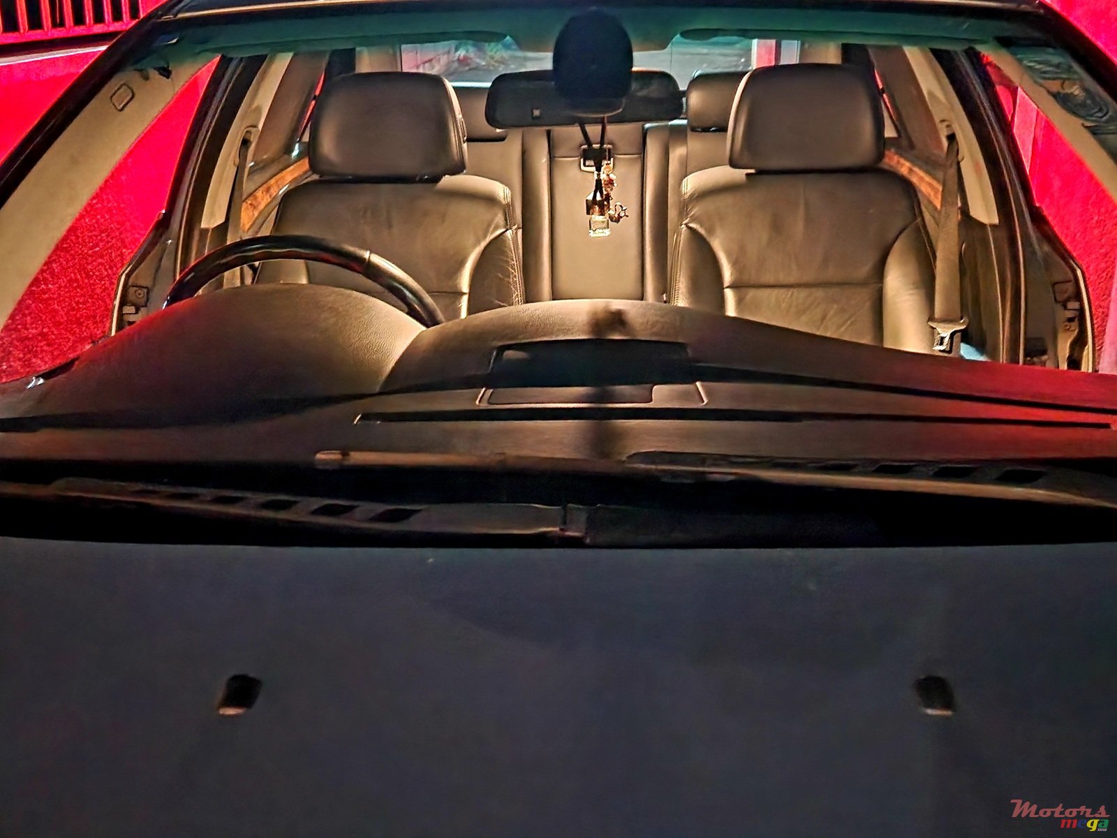 2010' BMW 520 I photo #3