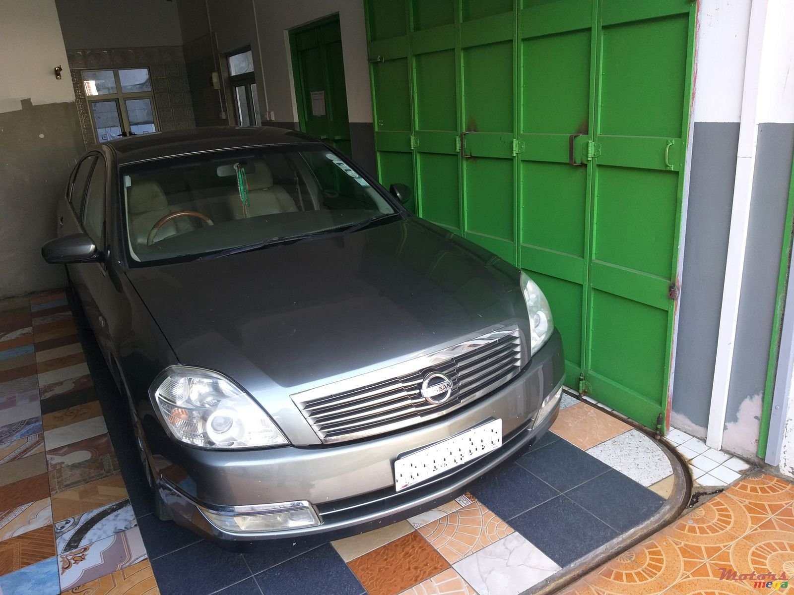 2010' Nissan Cefiro photo #1