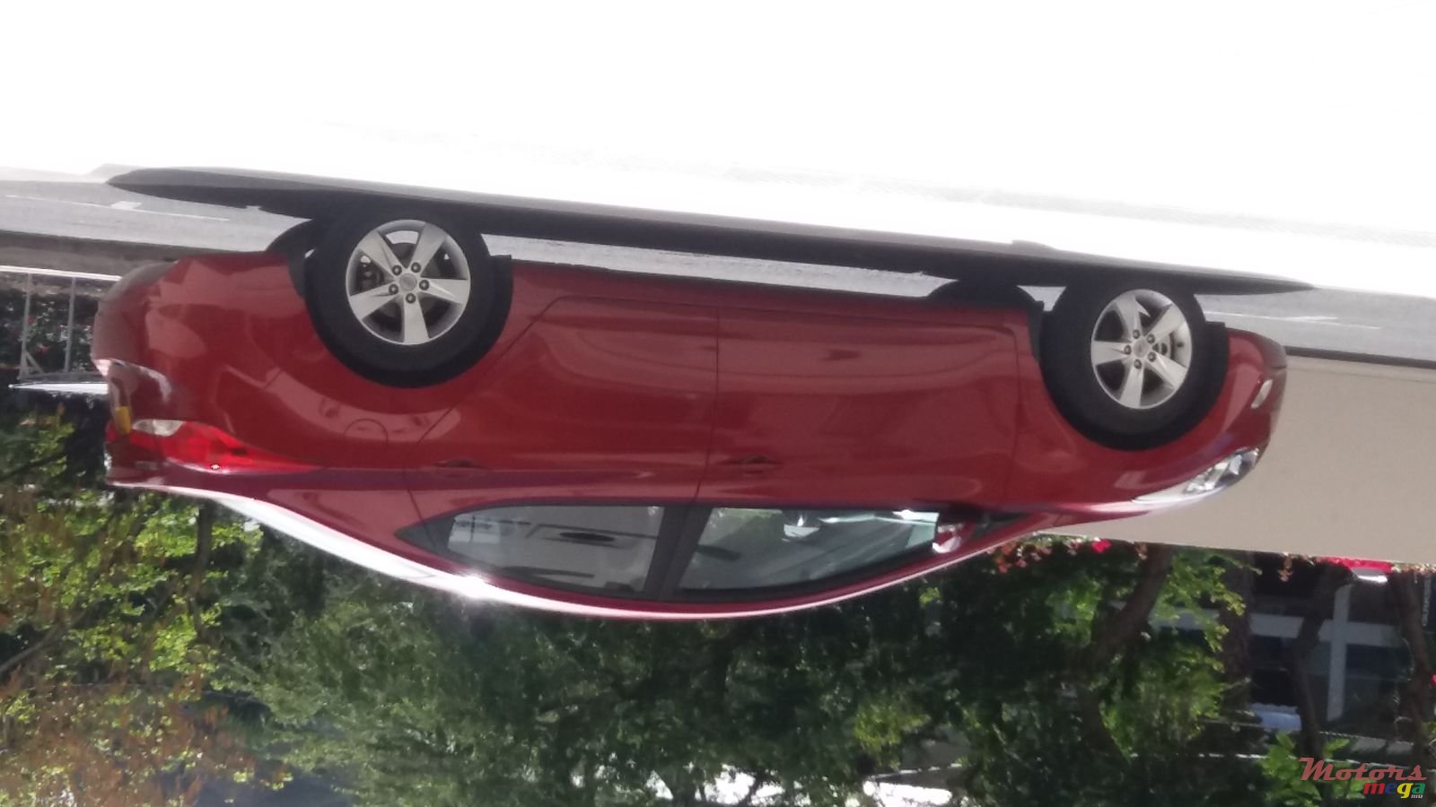 2012' Hyundai Elantra photo #2