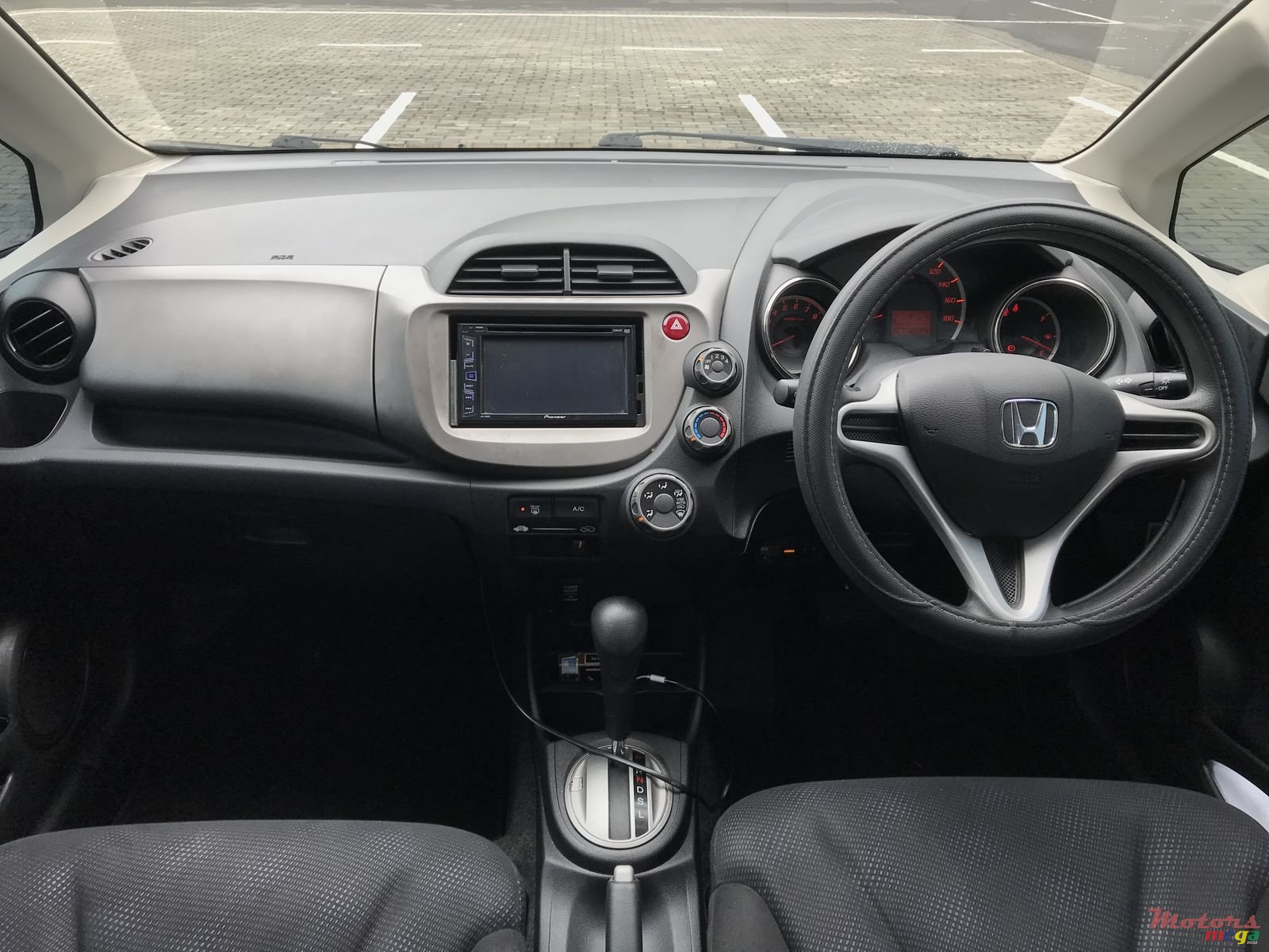 2011' Honda Fit photo #6