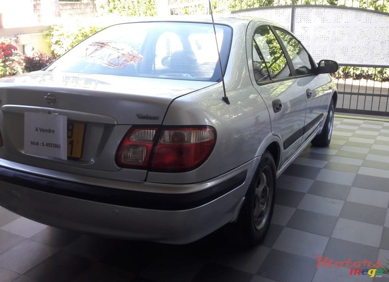 2001' Nissan Sunny photo #4