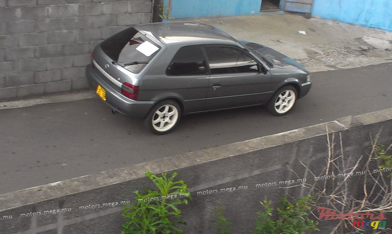 1998' Toyota Corolla photo #1