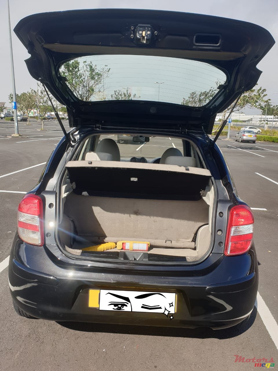 2015' Nissan March photo #4