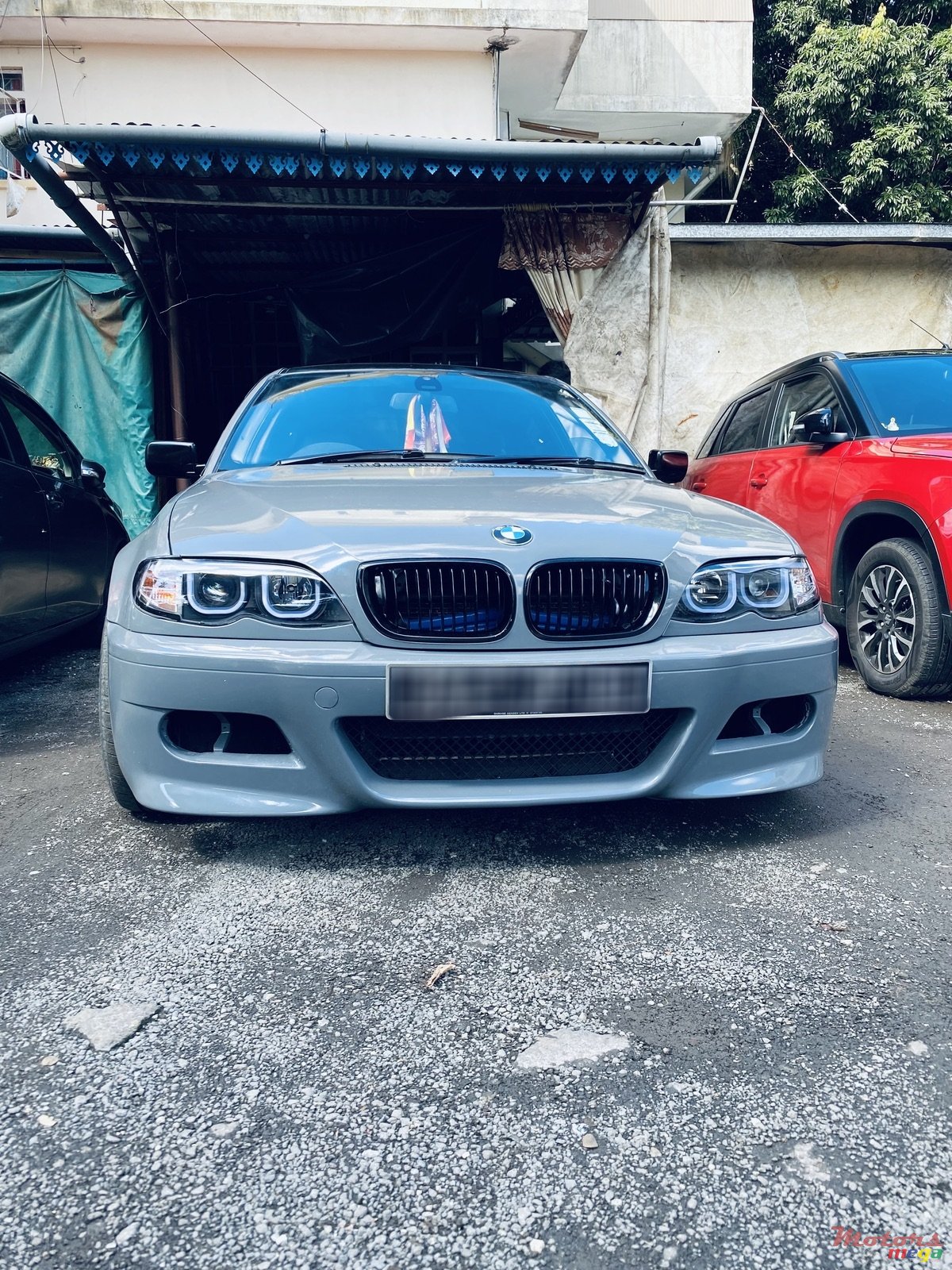 2003' BMW 1 Series 3 Door photo #1