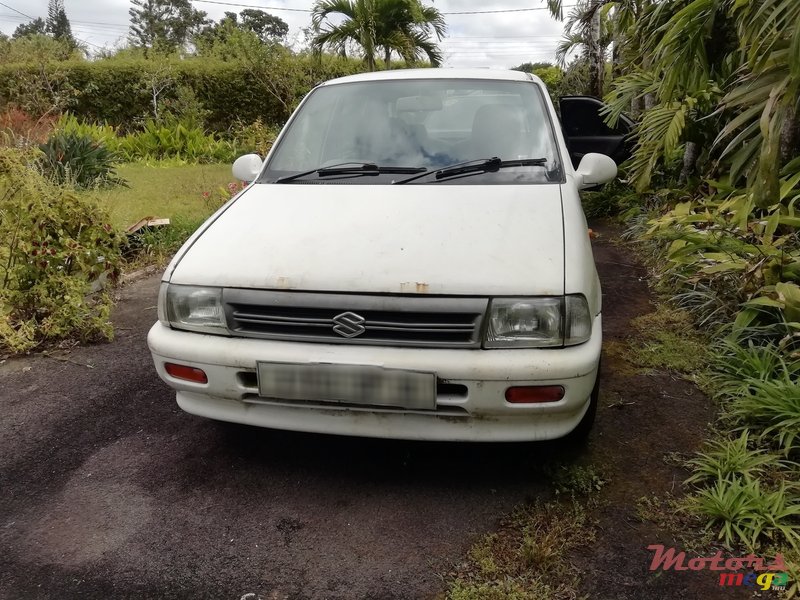 2001' Suzuki Alto photo #1