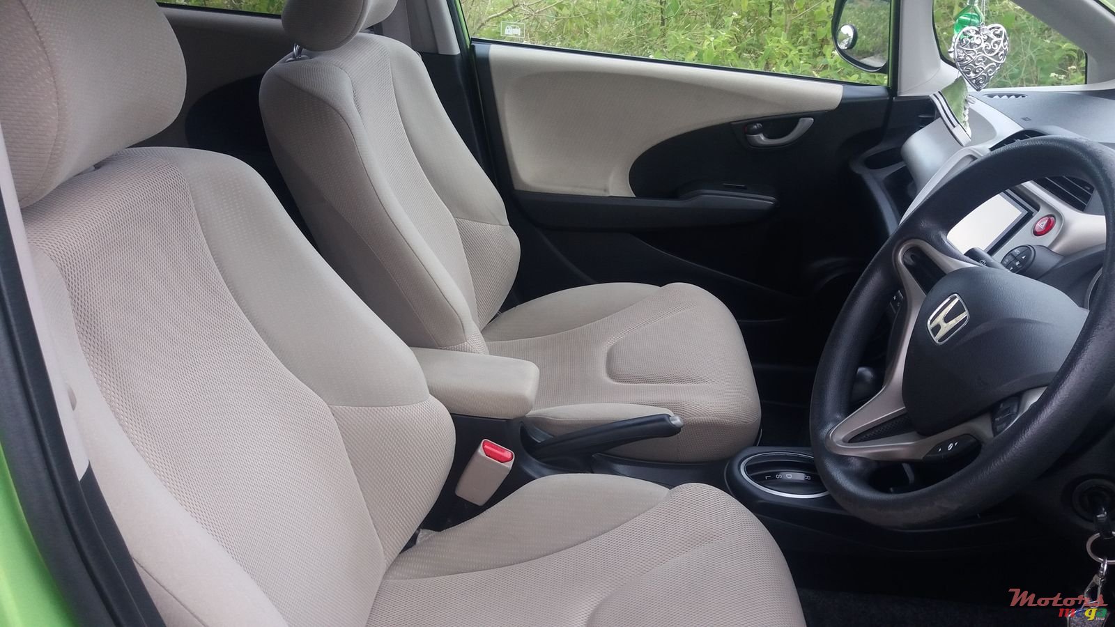 2010' Honda Fit photo #3