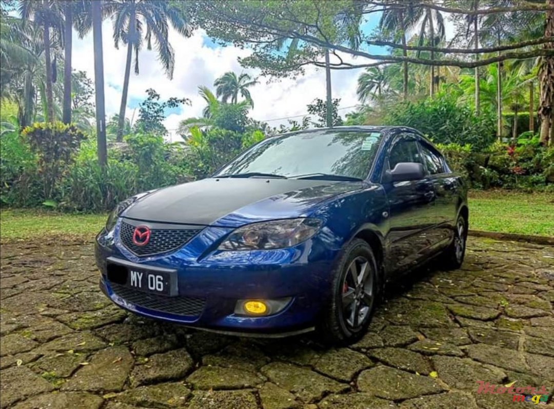 2006' Mazda 3 photo #2