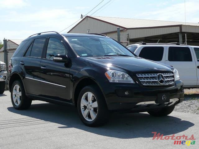 2006' Mercedes-Benz ML 500 photo #1