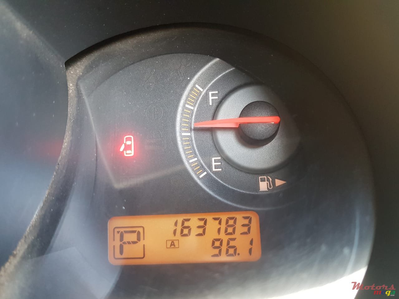 2005' Nissan Tiida Full Option photo #6