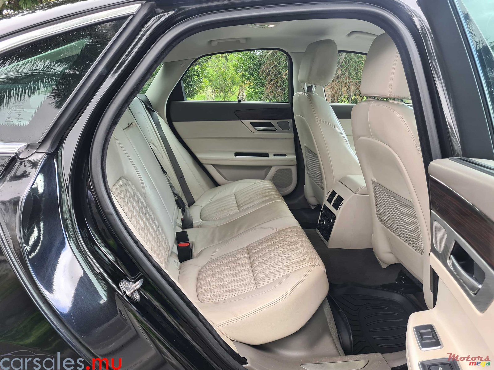 2019' Jaguar XF 25t 2.0 photo #5