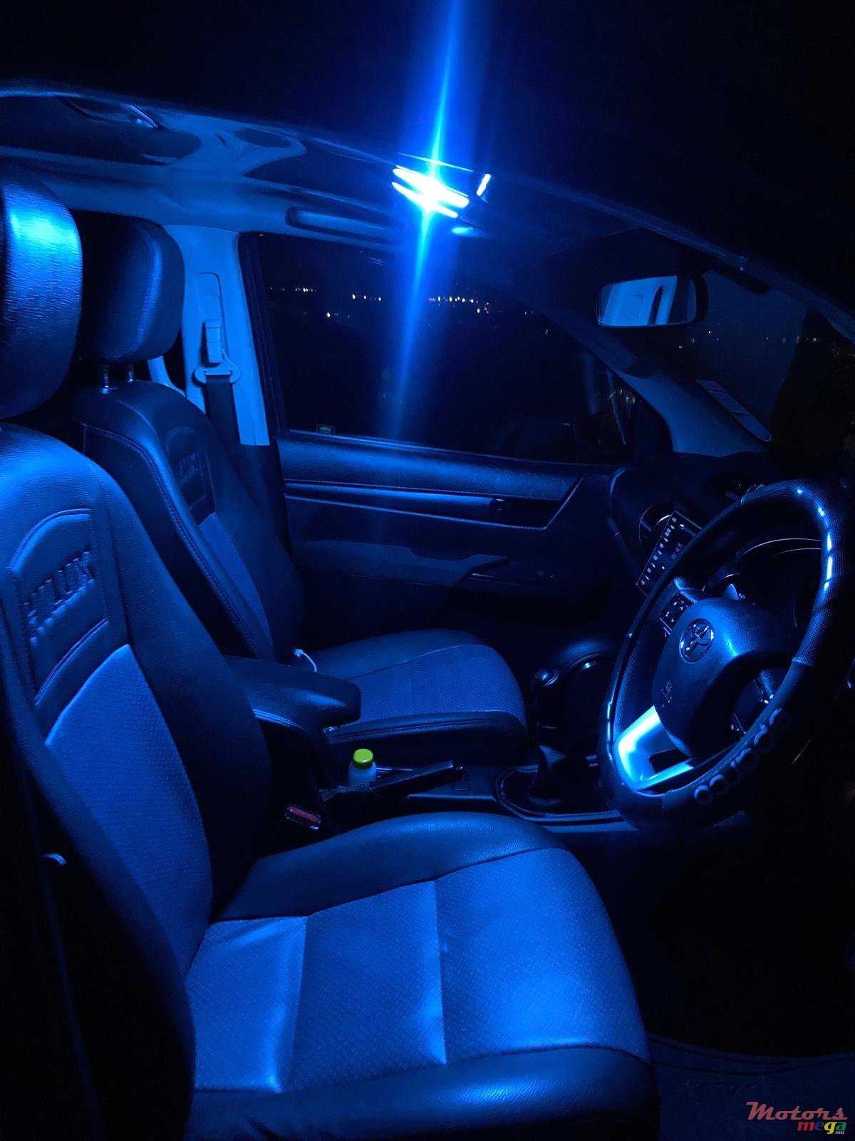 2018' Toyota Hilux photo #3