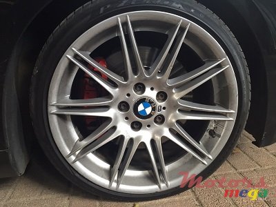 2009' BMW 3 Series Coupe 335i m sport photo #7