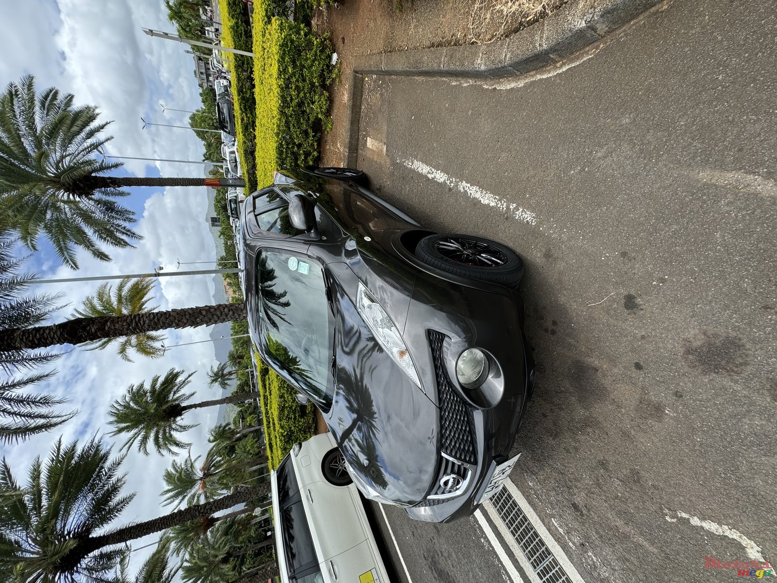 2012' Nissan Juke photo #3