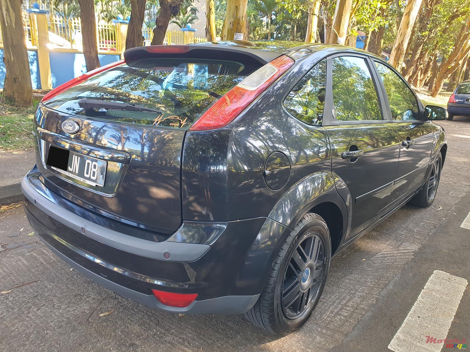 2008' Ford Focus photo #2