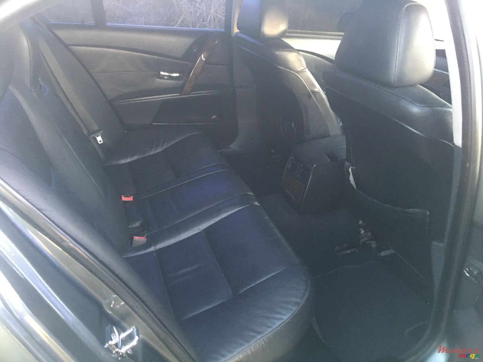 2004' BMW 1 Series 5 Door photo #7