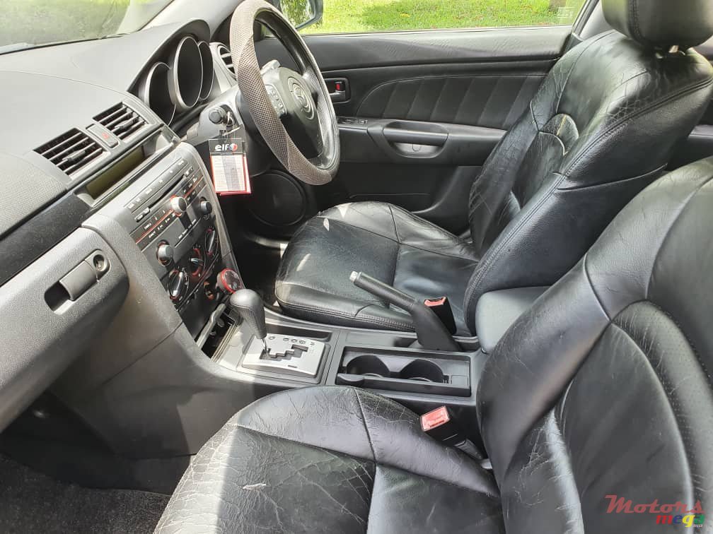 2005' Mazda 3 photo #5